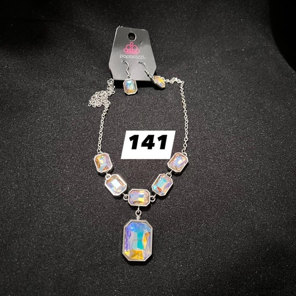 Fashionable Necklaces - Picture 7 of 7